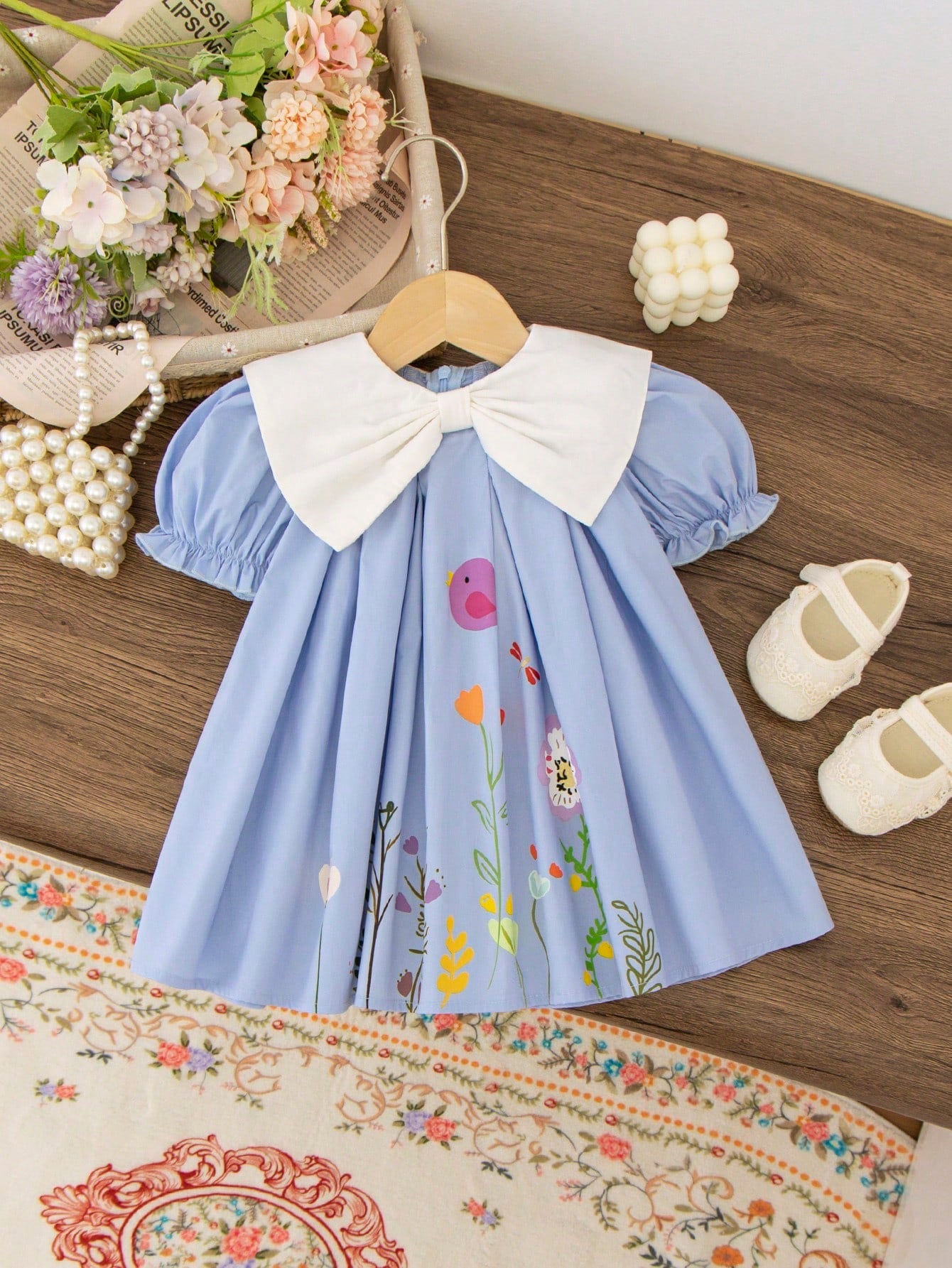 Vestido Bata Amarelo com Gola Laço
