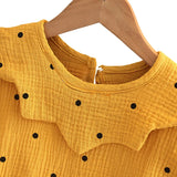 Conjunto Jardineira Jeans com Blusa