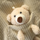 Jardineira de Veludo Canelado com Ursinho no Bolso