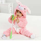 Macacão Pelúcia de Coelhinho Rosa