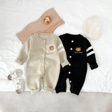 Macacão de Bebê Happy Baby com Bordado de Ursinho