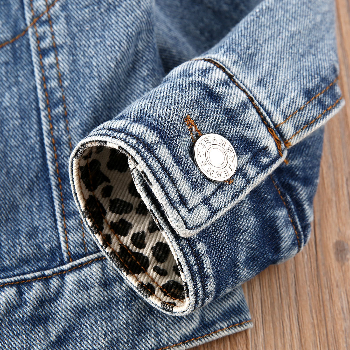 Jaqueta Jeans Oncinha
